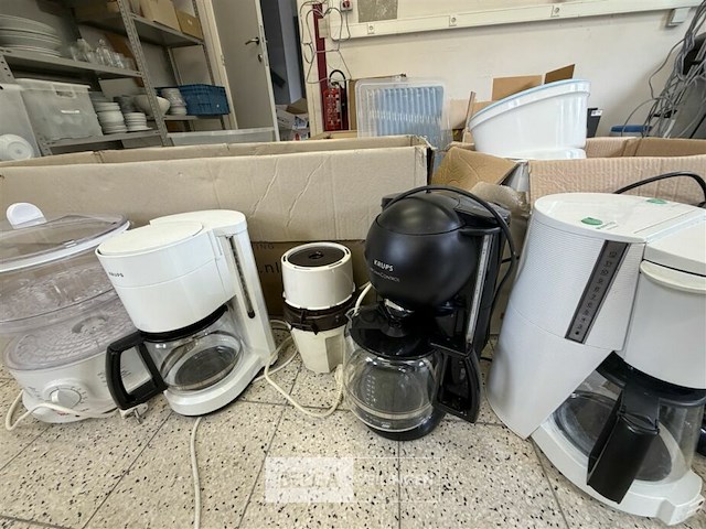 Diverse koffiezetapparaten - afbeelding 4 van  4