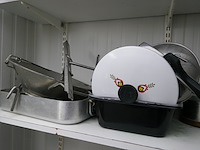 Diverse kookpotten en steelpannen - afbeelding 5 van  6