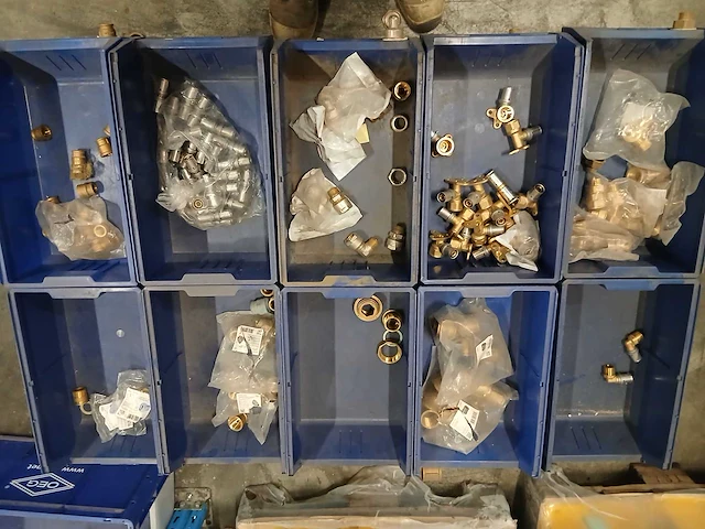 Diverse koppelingen - afbeelding 14 van  17