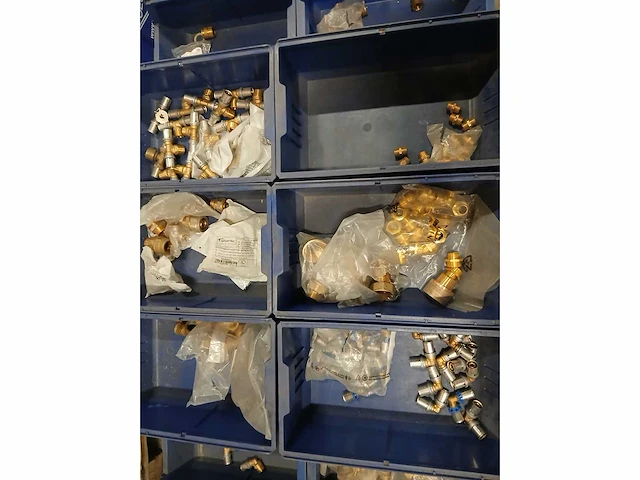 Diverse koppelingen - afbeelding 15 van  17