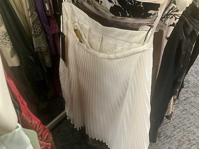 Diverse (korte) rokjes (25x) - afbeelding 10 van  28