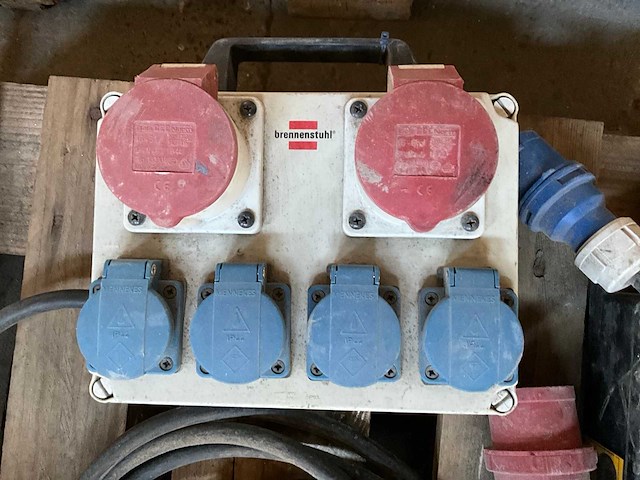 Diverse krachtstroom verdelers (5x) - afbeelding 2 van  11