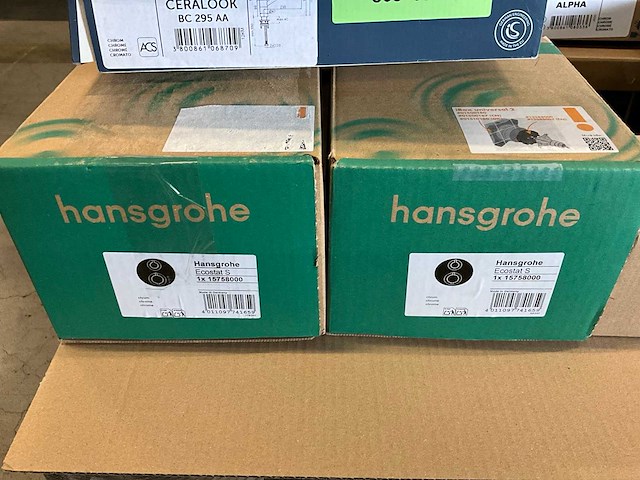 Diverse kranen en toebehoren (17x) - afbeelding 14 van  18