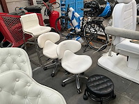 Diverse krukken (4x) + poef - afbeelding 1 van  7