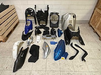 Diverse kuipdelen (mix front, zijpanelen & binnendelen) - afbeelding 1 van  10