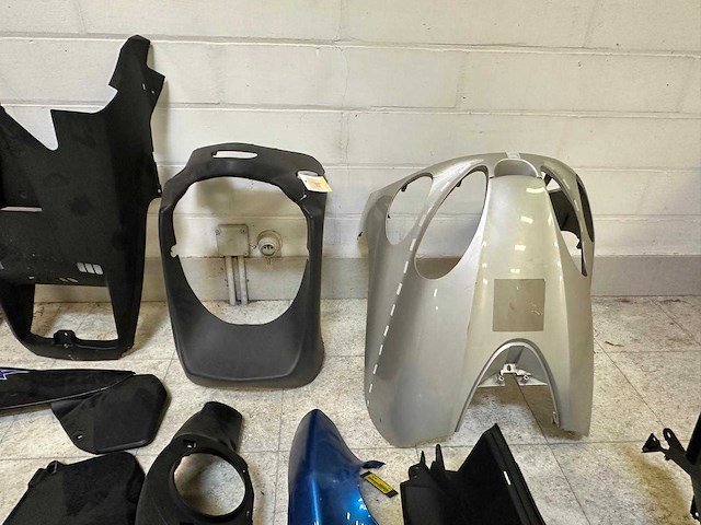 Diverse kuipdelen (mix front, zijpanelen & binnendelen) - afbeelding 5 van  10