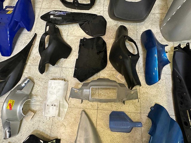 Diverse kuipdelen (mix front, zijpanelen & binnendelen) - afbeelding 8 van  10