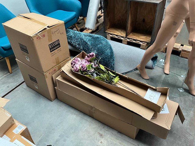 Diverse kunstbloemen - afbeelding 7 van  7