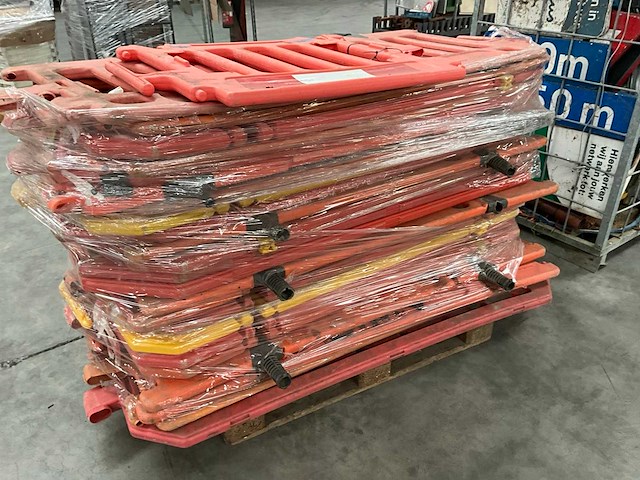 Diverse kunststof afzethekken (25x) - afbeelding 3 van  5