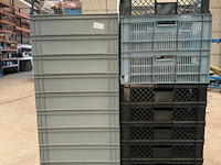 Diverse kunststof kratten - afbeelding 4 van  4