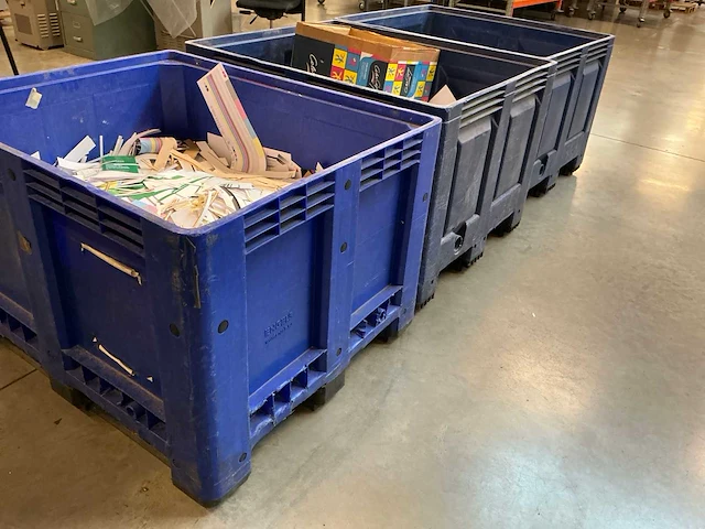 Diverse kunststof palletboxen (4x) - afbeelding 4 van  6