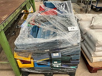 Diverse kunststof sorteerbakjes - afbeelding 1 van  1