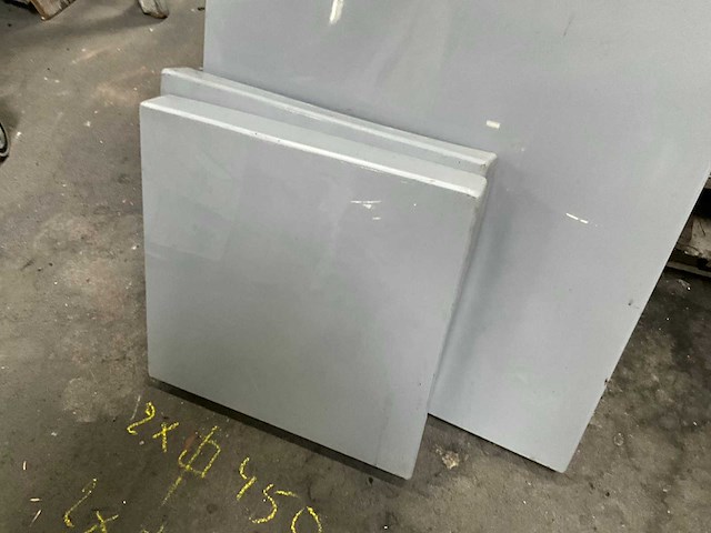 Diverse kunststoffen deksels/afsluitpanelen (4x) - afbeelding 3 van  7