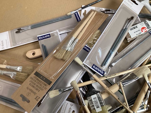 Diverse kwasten en penselen (103x) - afbeelding 2 van  4