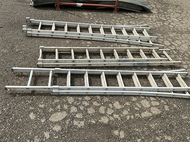Diverse ladders (3x) - afbeelding 1 van  2