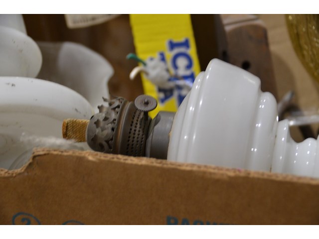 Diverse lampen en toebehoren lampen - afbeelding 5 van  9