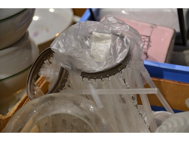 Diverse lampen en toebehoren lampen - afbeelding 8 van  9