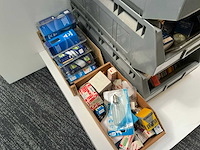 Diverse lampen en verlichting - afbeelding 7 van  7