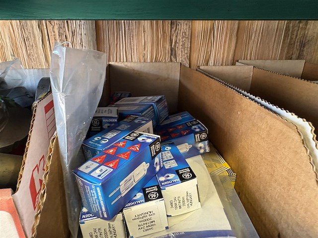 Diverse lampjes - afbeelding 1 van  2