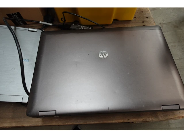 Diverse laptops + kabels - afbeelding 4 van  8