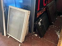 Diverse led schermen en lichtbakken (8x) - afbeelding 3 van  11