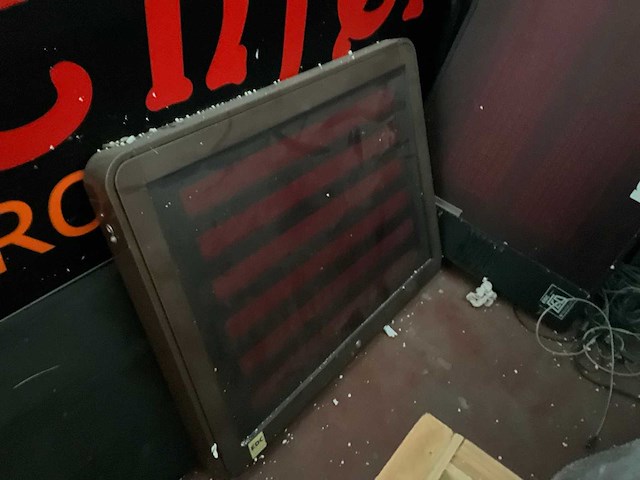 Diverse led schermen en lichtbakken (8x) - afbeelding 4 van  11