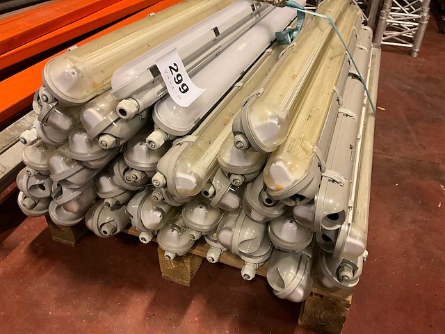 Diverse led/tl lampen 120cm (37x) - afbeelding 2 van  4