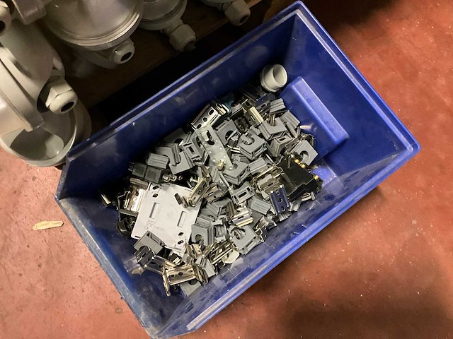 Diverse led/tl lampen 120cm (37x) - afbeelding 3 van  4