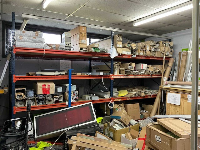 Diverse legbordstellingen (3x) - afbeelding 1 van  4