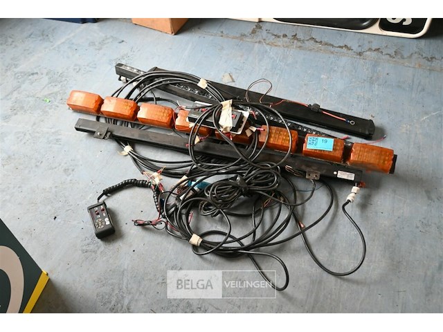 Diverse lichtbalken voor voertuigen - afbeelding 1 van  6