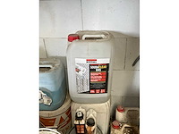 Diverse lijmen, verf en geveltoebehoren - afbeelding 5 van  19