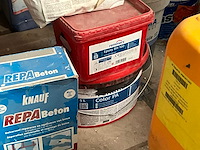 Diverse lijmen, verf en geveltoebehoren - afbeelding 17 van  19