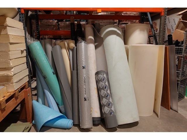 Diverse liners en toebehoren zwembadbouw - afbeelding 1 van  4