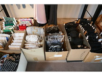 Diverse linten voor vrouwenkledij - afbeelding 1 van  7