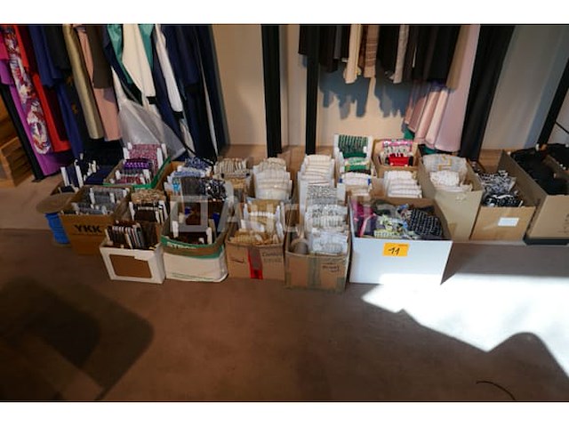 Diverse linten voor vrouwenkledij - afbeelding 6 van  7