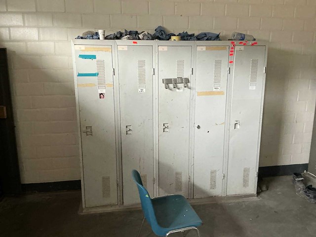 Diverse lockerkasten - afbeelding 3 van  4