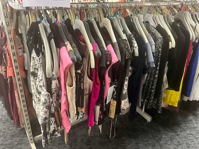 Diverse losse fashion tops (25x) - afbeelding 12 van  21