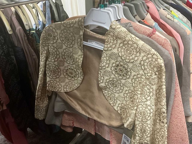 Diverse losse vestjes (55x) - afbeelding 5 van  51