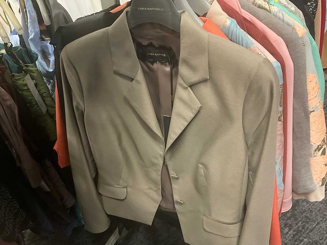 Diverse losse vestjes (55x) - afbeelding 10 van  51