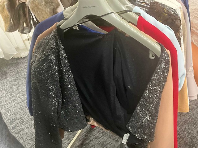 Diverse losse vestjes (55x) - afbeelding 24 van  51