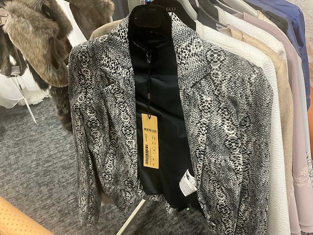 Diverse losse vestjes (55x) - afbeelding 30 van  51