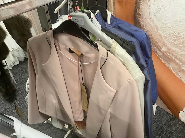 Diverse losse vestjes (55x) - afbeelding 37 van  51