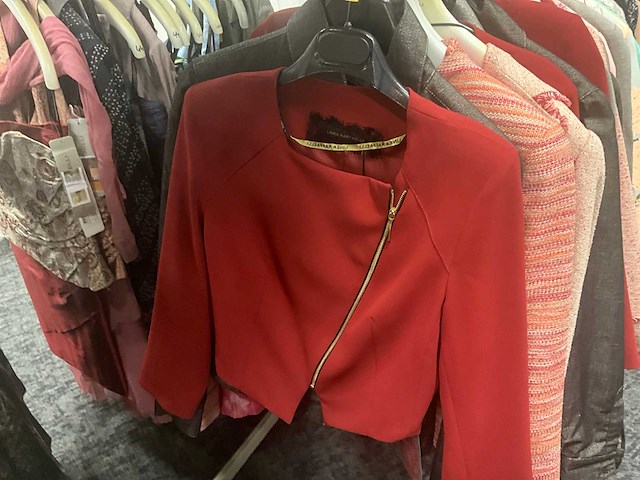 Diverse losse vestjes (55x) - afbeelding 45 van  51