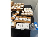 Diverse lot haken badkameraccessoires - afbeelding 6 van  6