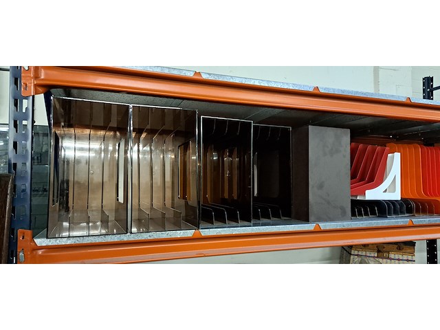 Diverse lp houders - afbeelding 2 van  2