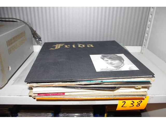 Diverse lp's - afbeelding 1 van  3