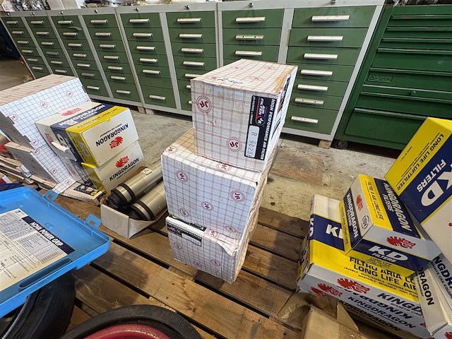 Diverse luchtfilters - afbeelding 1 van  3