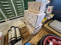 Diverse luchtfilters - afbeelding 2 van  3