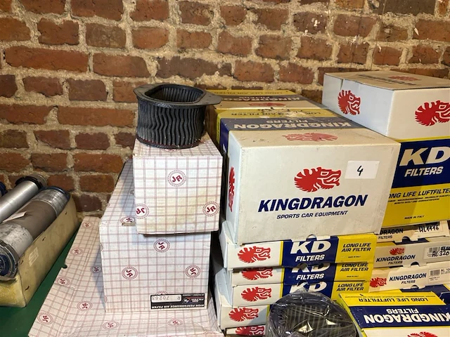 Diverse luchtfilters - afbeelding 2 van  4
