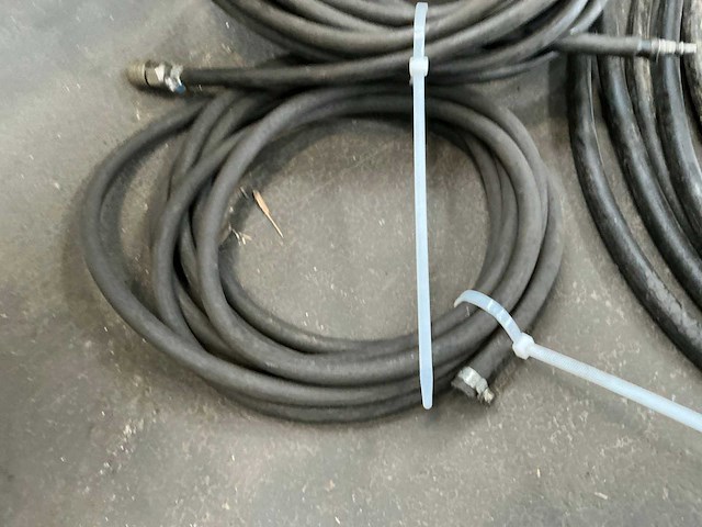 Diverse luchtslang (4x) - afbeelding 2 van  4